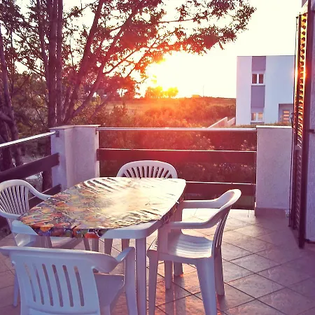 Branka Holiday home Petrcane